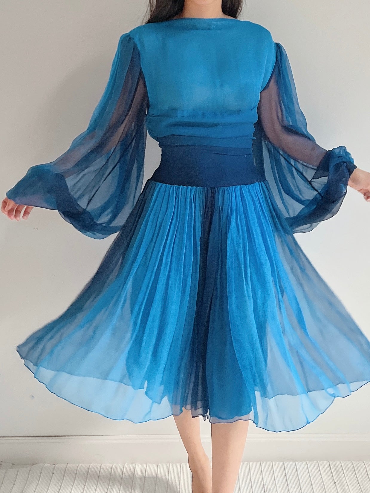 Vintage Pauline Trigere Silk Balloon Sleeve Dress