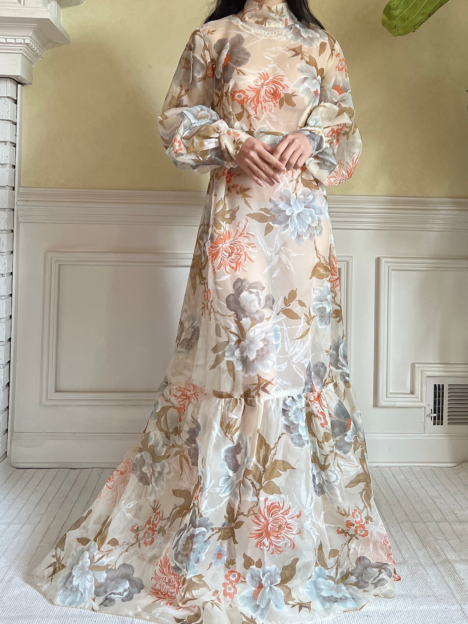 Vintage Puff Sleeve Floral Dress - S/M