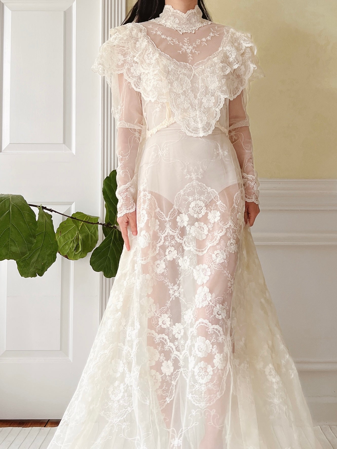Vintage Needle Embroidery Gown - S